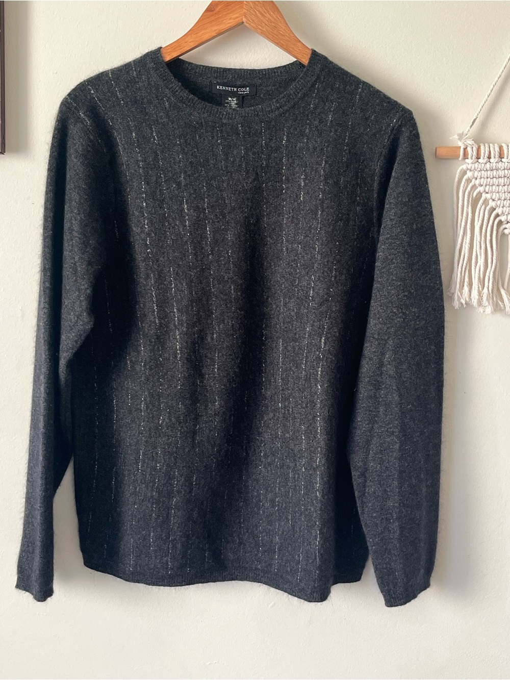 Kenneth Cole Cashmere Blend Dark Charcoal Crewneck Sweater- Medium PTP 22 inch